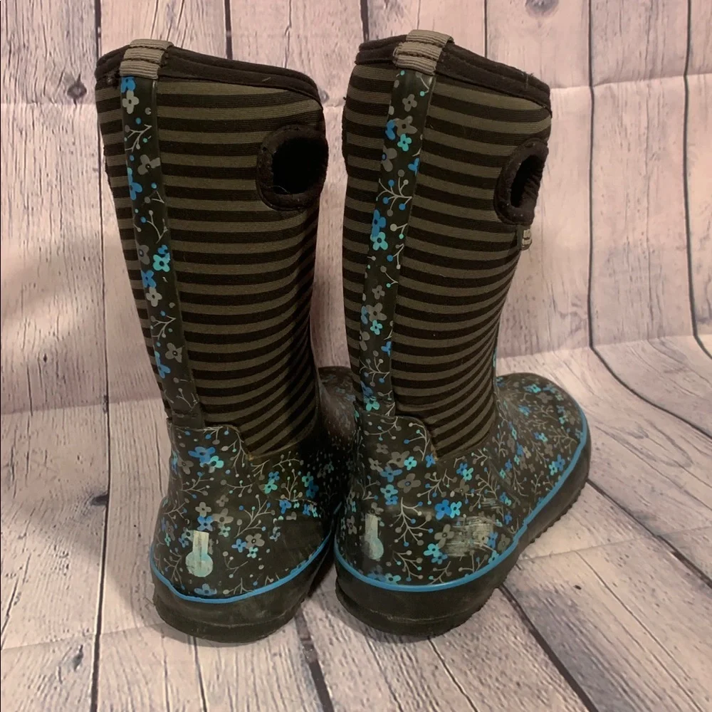 Bogs Youth Waterproof Pull On Boots Floral & Striped Black Blue Size 6 Thermal